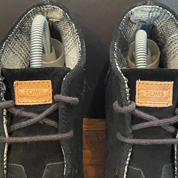 Toms Black Desert Wedge Booties - Picture 4 of 9